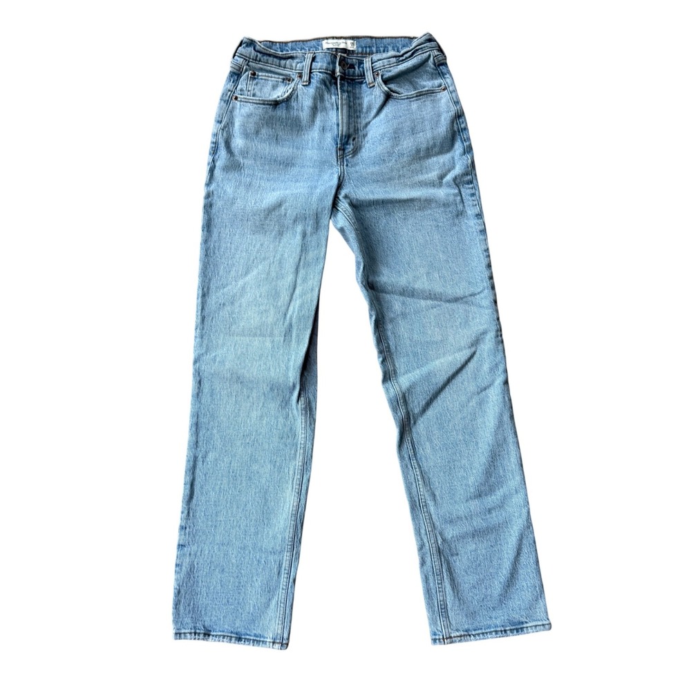 Abercrombie & Fitch Curve Love The Straight Mid Rise Jeans Light Wash Size 28 6R